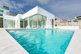 Maison à Balcón de Finestrat-Terra Marina. Sensacional villa a tan solo 5km de las playas de benidorm!