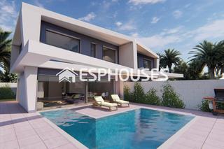 Semi detached house in Novamar - Mediterráneo. Amplia vivienda de diseño moderno cerca del mar
