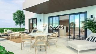 Rez-de-chaussée à Puerto Deportivo. Apartamento de obra nueva en planta baja con jardín privado, fre