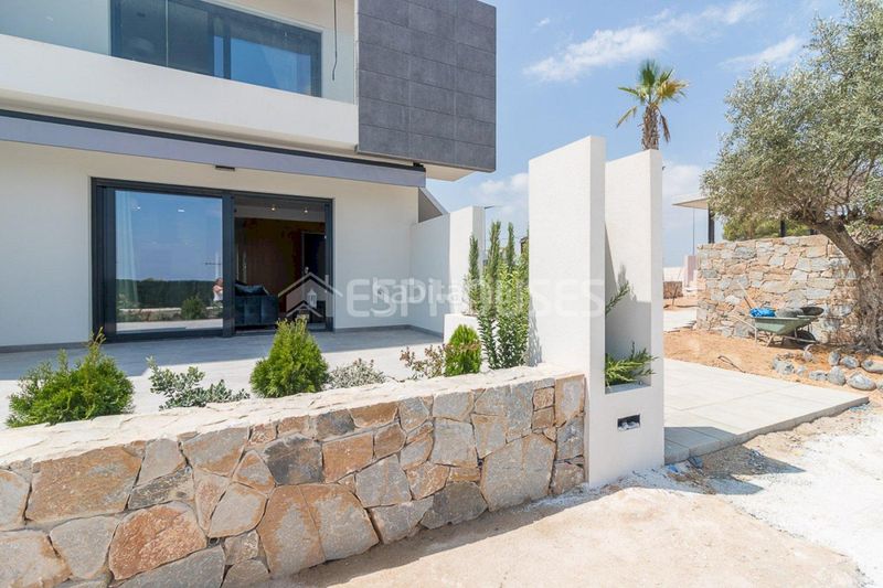 Foto 454dfd1a-a796-45c2-9a6f-902f5d15e869. Apartament amb aparcament piscina a La Florida Orihuela