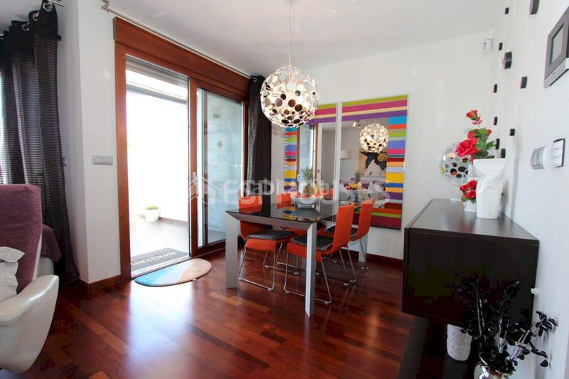 Foto 30caa21b-7afb-4eb4-a599-f5d97bc22adb. Casa amb aparcament piscina a Guardamar Playa Guardamar del Segura