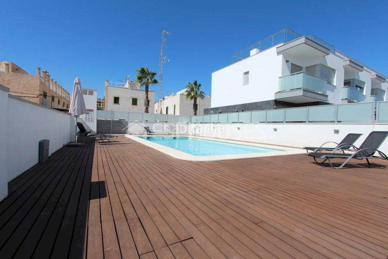 Foto 93fa427a-6dbf-48e0-88e7-3ab1e17b881b. Casa amb aparcament piscina a Guardamar Playa Guardamar del Segura