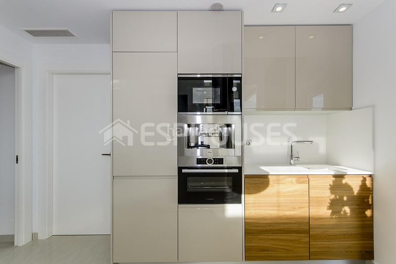 Foto 89bdcd40-f551-4c1f-93db-41486d54d7dd. Casa amb aparcament piscina a Rojales