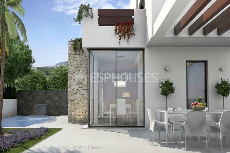 Foto 98da0a3d-3dbf-43dc-83f2-e84b419b6c53. Casa amb aparcament piscina a Rojales