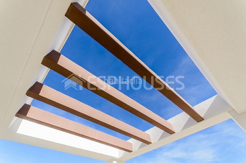 Foto ac88e038-32a3-4558-8c26-293af614f0b0. Casa amb aparcament piscina a Rojales