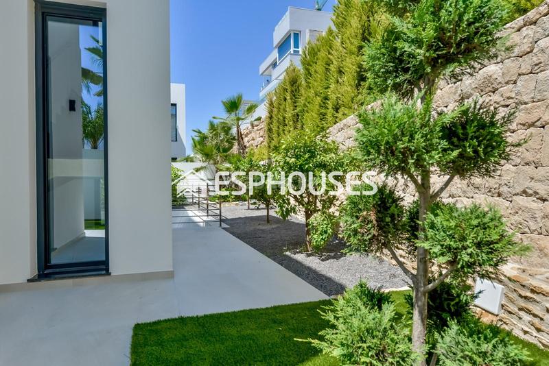 Foto 18a193b5-d900-4b3f-820e-5c6607473d3d. Haus mit heizung parking pool in Golf Bahía Finestrat