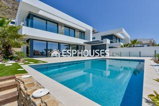 Maison à Golf Bahía. Villa de lujo moderna cerca de benidorm  oportunidad única!
