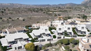 Casa aparellada a Busot. Chalet pareado en busot