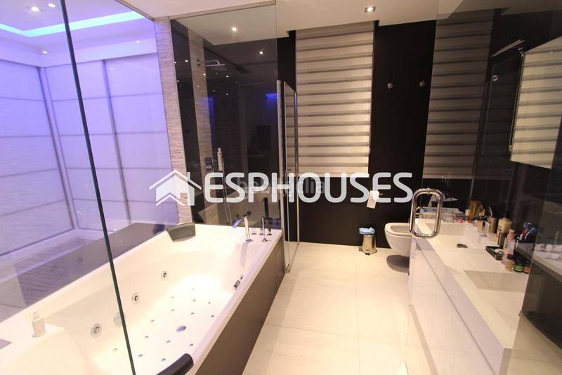 Foto 1071f247-a678-4a24-8338-01310c1cfb4a. Casa lujosa y exclusiva villa en canuta, e en Benicolada - Las Adelfas Calp