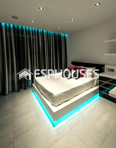 Foto e49d4ee3-5003-4e7d-9650-5f4a25f391db. Casa lujosa y exclusiva villa en canuta, e en Benicolada - Las Adelfas Calp