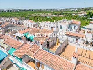 Apartament a El Moncayo - El Pòrtic. Adosado con solárium privado y piscina comunitaria en el moncayo