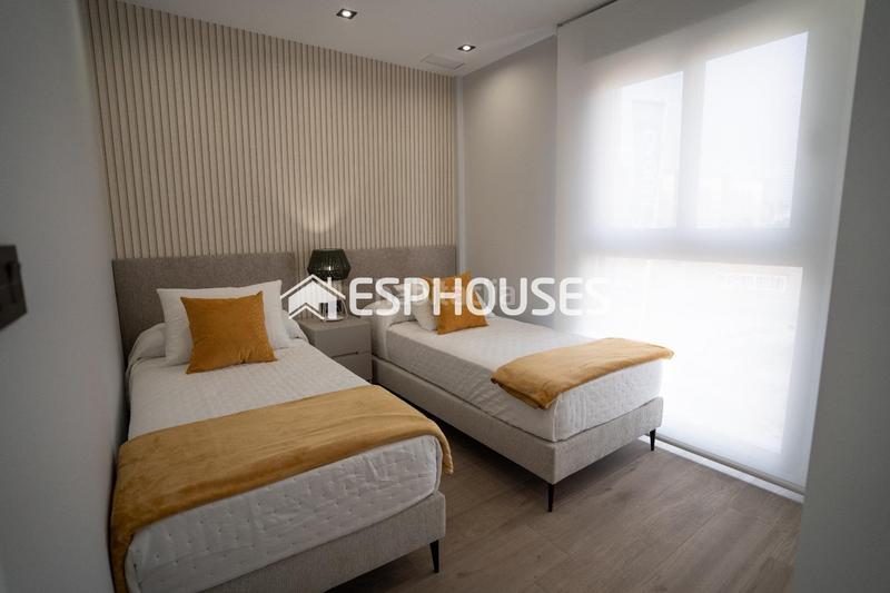 Foto 3204fa2c-0f76-452f-b696-e4453c229099. Piccolo appartamento con parcheggio piscina in Zeniamar - Horizonte - La Campana Orihuela