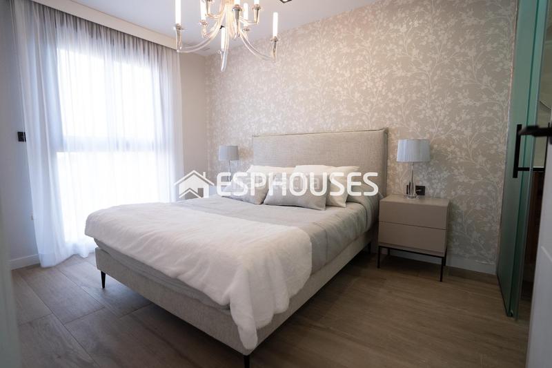 Foto 7c32683c-372e-4926-9fef-a56060aa3d69. Piccolo appartamento con parcheggio piscina in Zeniamar - Horizonte - La Campana Orihuela