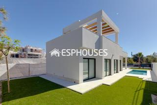 Maison à Golf Bahía. Llave en mano!12 villas de obra nueva y edición limitada en la u