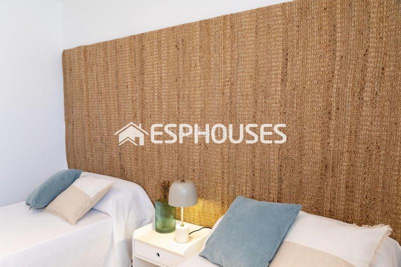 Foto 4e612143-5276-4598-bdb0-709c5451a1a6. Erdgeschoss mit heizung parking pool in Noroeste Santa Pola