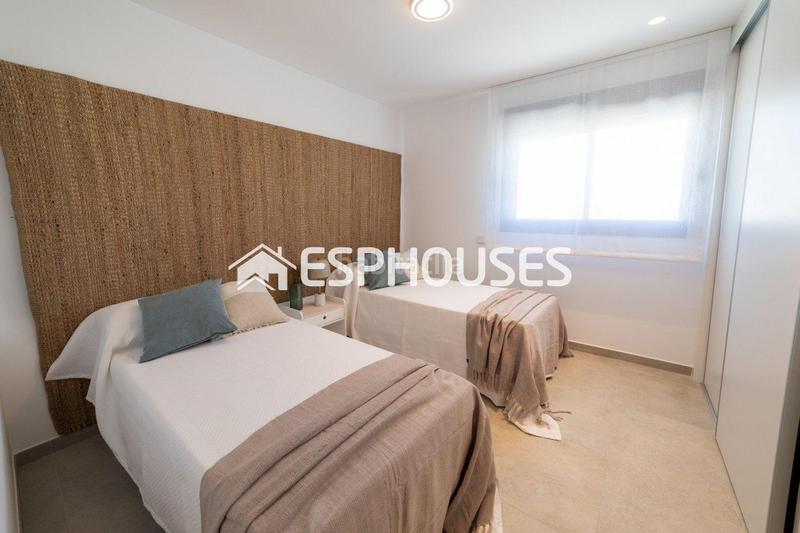 Foto 6476e072-a2a4-4079-866a-e90eb4f55460. Erdgeschoss mit heizung parking pool in Noroeste Santa Pola