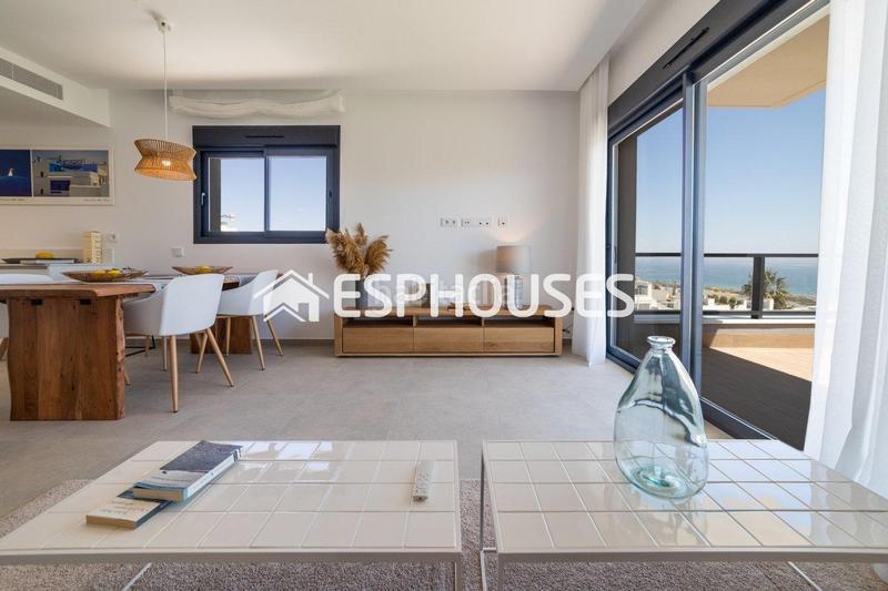 Foto 69e99435-4de5-44af-8181-ccd87dacf083. Erdgeschoss mit heizung parking pool in Noroeste Santa Pola