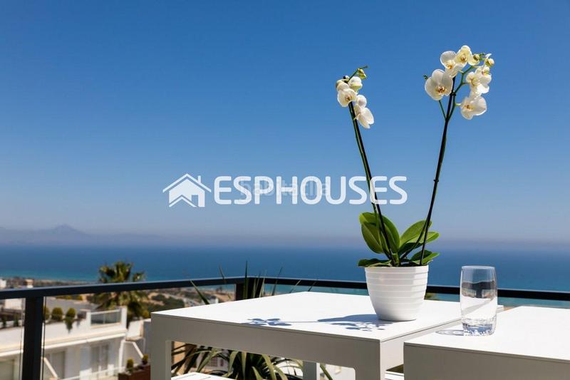 Foto a3d90ebb-eabd-435a-994c-74867107ec61. Erdgeschoss mit heizung parking pool in Noroeste Santa Pola