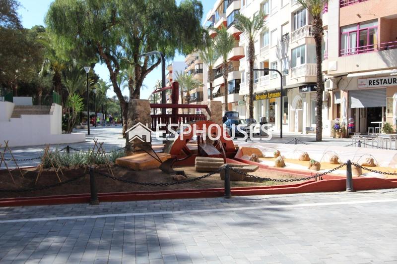 Foto 37978708-a7bd-479c-9859-43f403a6e269. Local comercial a Pueblo Guardamar del Segura