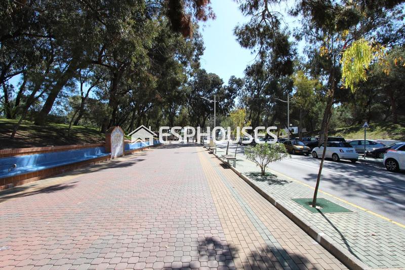 Foto 544752c6-efeb-4ce4-8880-8f9712905fe8. Local comercial a Pueblo Guardamar del Segura