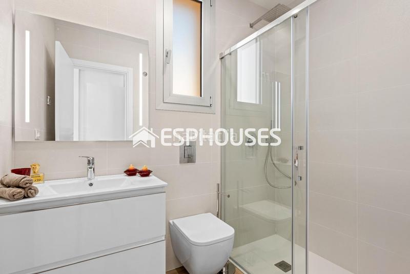 Foto 053fb3ce-10a3-4c74-b1f2-9b7f0a7bfec3. Penthouse with parking pool in Villamartín-Las Filipinas Orihuela