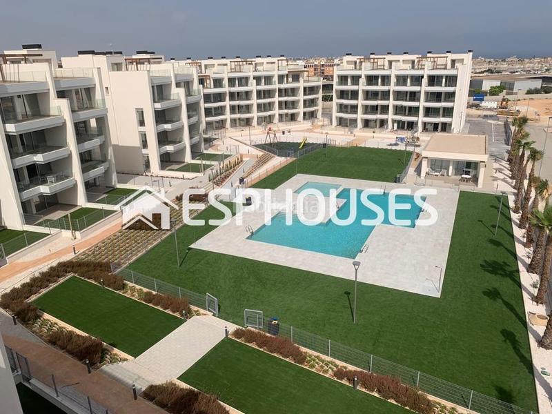 Foto 5527d163-b43e-497a-b836-43423587411b. Penthouse with parking pool in Villamartín-Las Filipinas Orihuela