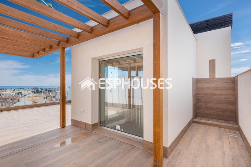 Foto b72568b2-6c48-485a-889c-4cc29cc73c5b. Penthouse with parking pool in Villamartín-Las Filipinas Orihuela