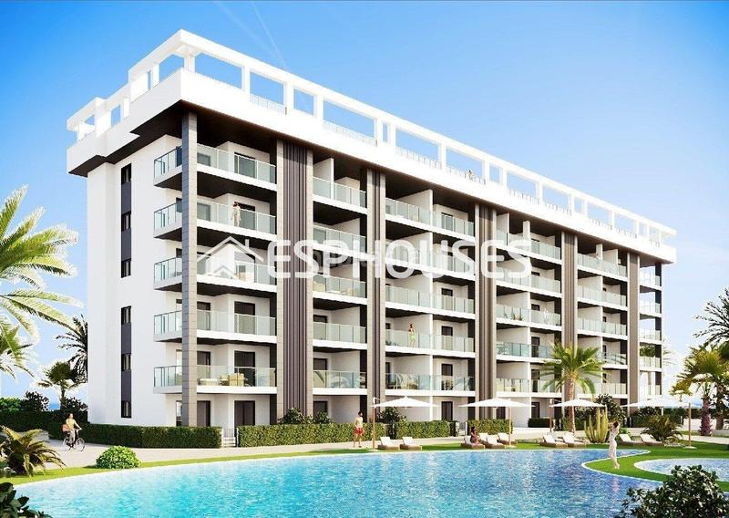 Foto 77f54447-46b2-4b14-9864-67037e5a276d. Erdgeschoss mit parking pool in Torreblanca Torrevieja