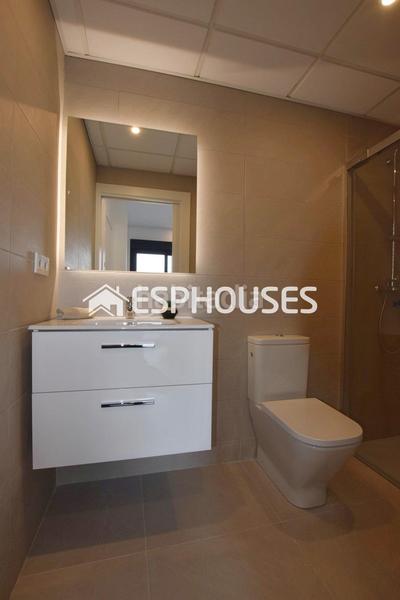 Foto f1c571ec-10c6-4220-9da6-2f0634bf34be. Erdgeschoss mit parking pool in Torreblanca Torrevieja