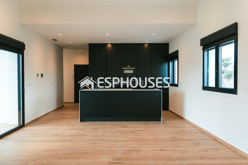 Foto 6b50864d-e7d4-4549-b2d1-45448cdcb67d. Casa amb aparcament piscina a Pinoso