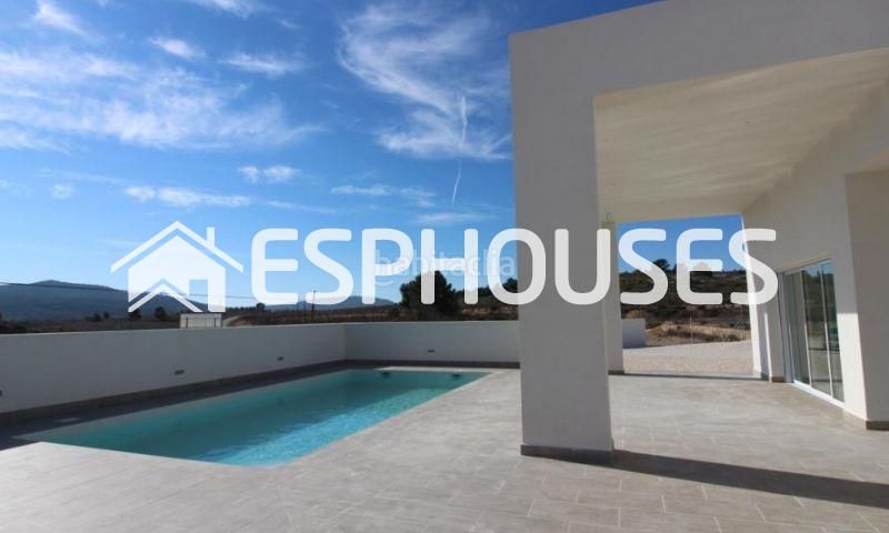 Foto 63393734-3e2f-49ce-a535-f193b3de7a70. Casa amb aparcament piscina a Pinoso