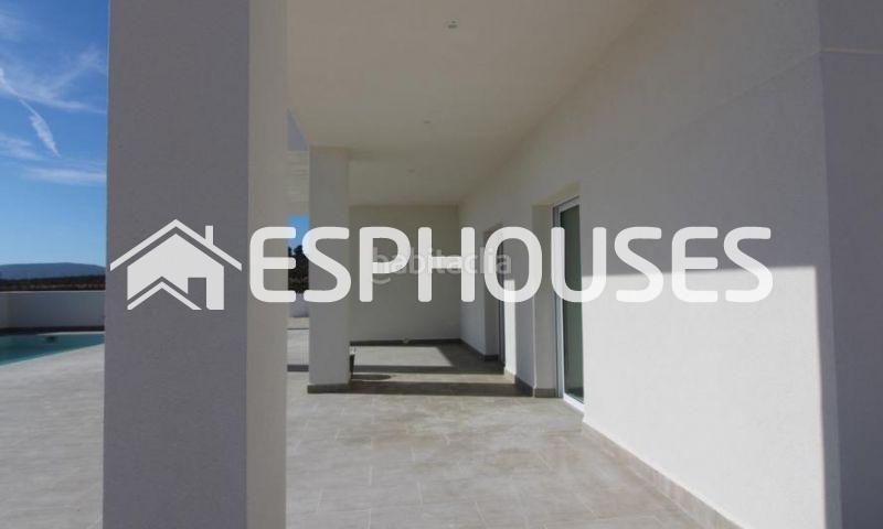 Foto a94b4e37-b8e2-4c3f-8b25-64926cedae32. Casa amb aparcament piscina a Pinoso