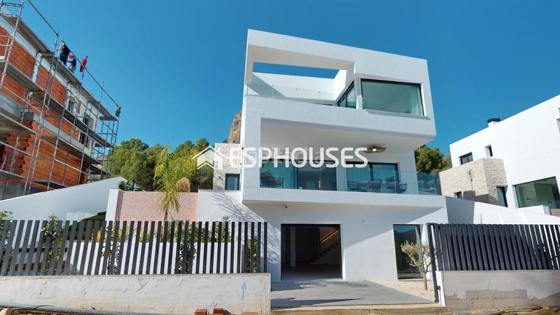 Foto 636c4a94-ef9a-48fa-937b-ea1c736cdb1b. Casa con parcheggio piscina in Pueblo Calp