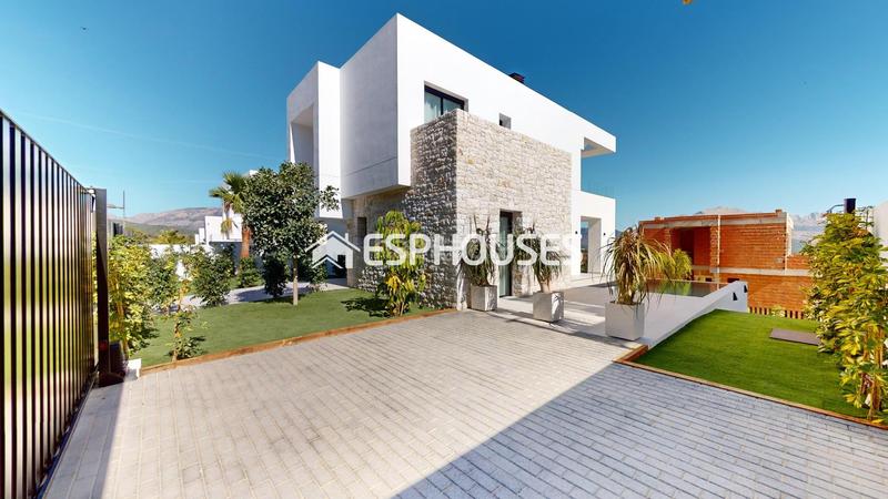 Foto a39ca4df-0634-4b1b-92ac-020e0bc95cde. Casa con parcheggio piscina in Pueblo Calp