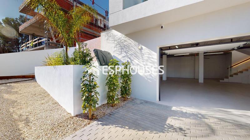 Foto ca62f7dc-a399-40f4-a5a7-fcae7b911396. Casa con parcheggio piscina in Pueblo Calp