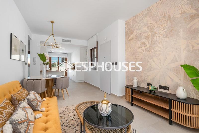 Foto f3a8b68f-6ade-4f82-8502-323e7366caa8. Planta baja apartamento en planta baja en los balcones en Torrevieja