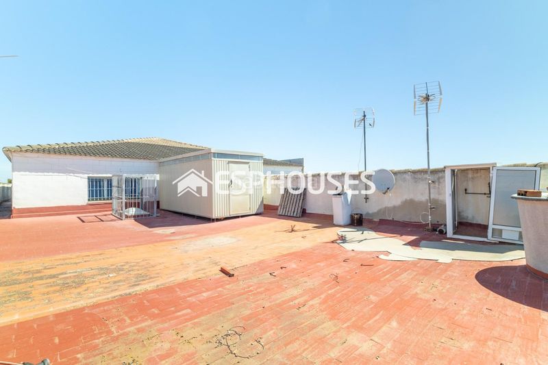 Foto 12e4d60d-42c9-41b0-acfb-287e877b6ce0. Local comercial a San Fulgencio