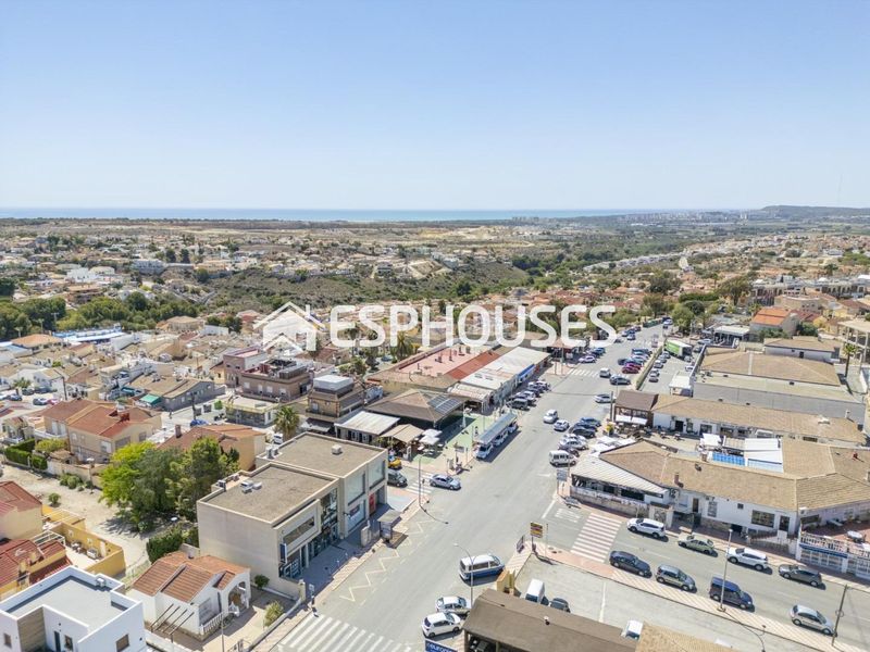 Foto 1b91e3bf-5a4c-49bd-a911-e2f44a6aae46. Local comercial a San Fulgencio