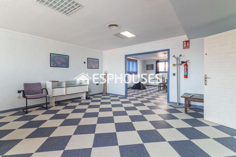 Foto 66a84ad9-6c09-4cbd-bde6-ac93f84f6bc3. Local comercial a San Fulgencio