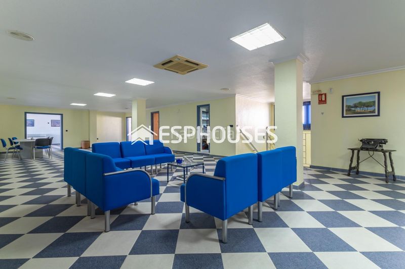 Foto bc8c1958-a9bb-44ad-8aad-f300bfa1232b. Local comercial a San Fulgencio