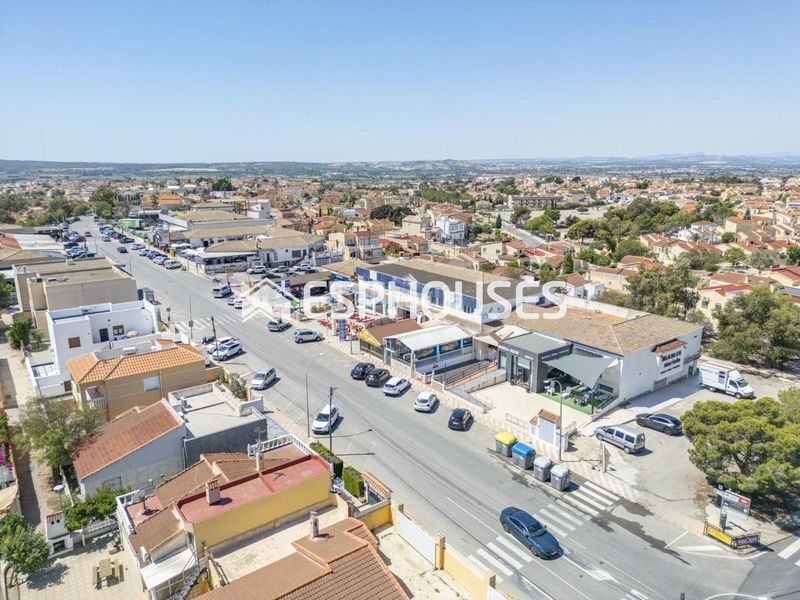 Foto d3b39f31-99de-4368-9654-8b7b4579b96f. Local comercial a San Fulgencio