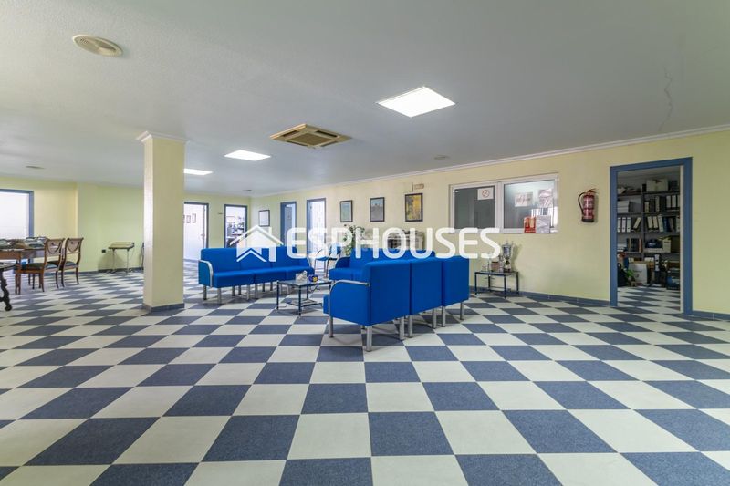 Foto f2dd351e-d537-46ff-a761-827daaeeeda0. Local comercial a San Fulgencio