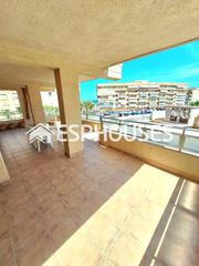 Pis a Guardamar Playa. Piso de 3 dormitorios y amplia terraza a unos pasos de la playa