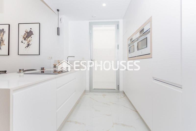 Foto 3858e7bc-b798-4169-ba3d-924b0c4a9846. Casa amb aparcament piscina a Zona Carrefour - Urbanizaciones Torrevieja