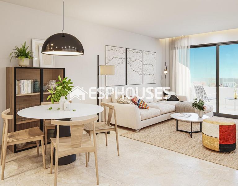 Foto 04765fcf-7f89-4e7e-8592-c6dccc02d906. Appartamento con piscina in Avenida Habaneras - Curva de Palangre Torrevieja