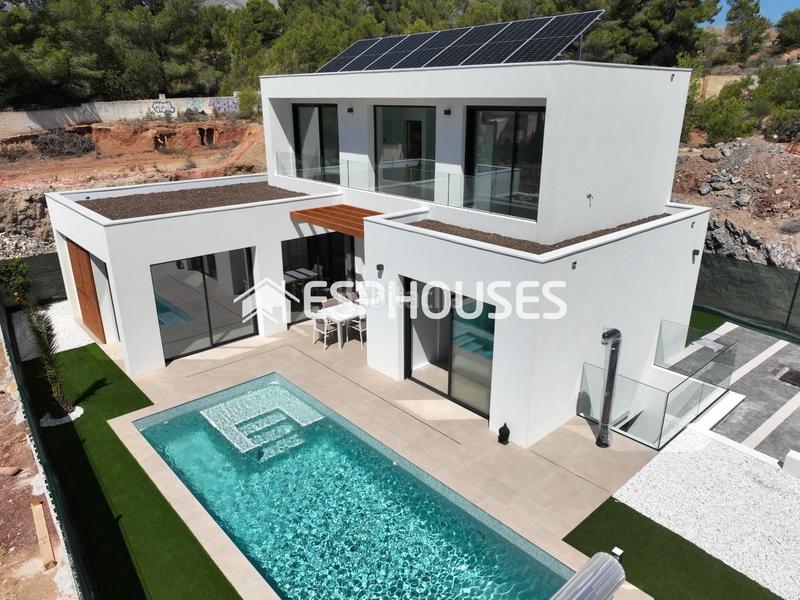 Foto 3a13d76d-48dc-47ef-8bb3-f8a0d95e72f7. Casa amb aparcament piscina a Escandinavia-Cautivador Alfàs del Pi (l´)