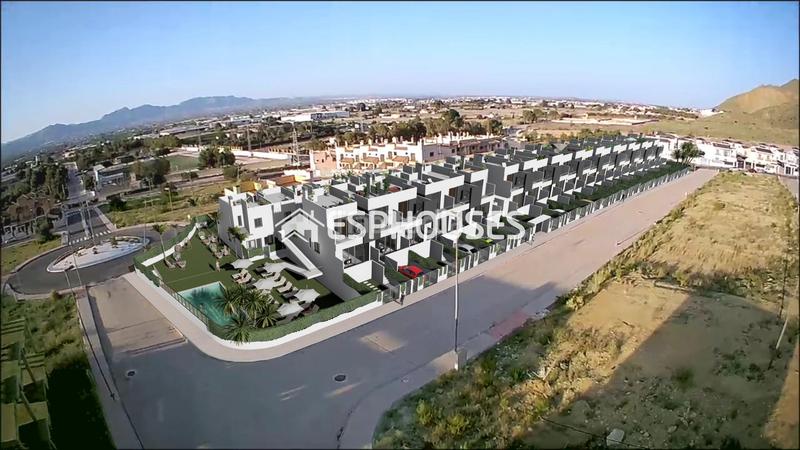 Foto 6e4ade5c-4250-461b-a70c-3d66639be3f2. Casa pareada . en Cox