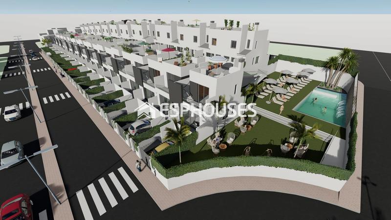 Foto b4e26d91-6ed6-4e9e-97e1-d4e924044673. Casa pareada . en Cox