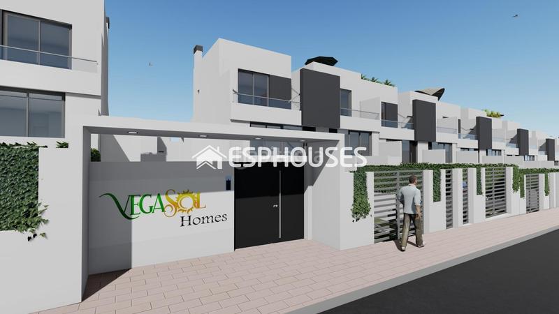 Foto dd2b24d9-9789-4653-8945-f1f94ddbc70e. Casa pareada . en Cox