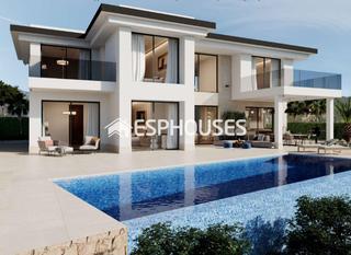 Maison à Golf Bahía. Nuevo proyecto de 3 villas de estilo contemporáneo con vistas al
